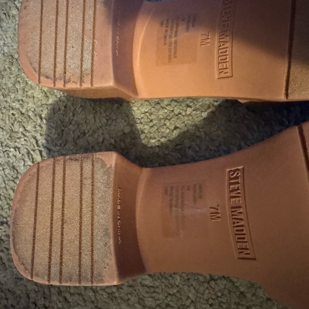 Steve Madden Tan Brown Block Heel Sandals